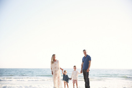 Beach anniversary shoot with kids by Max Wanger