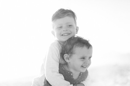 Beach anniversary shoot with kids by Max Wanger