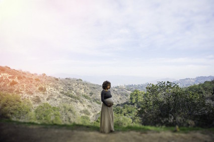 Los Angeles maternity photos by Max and Friends