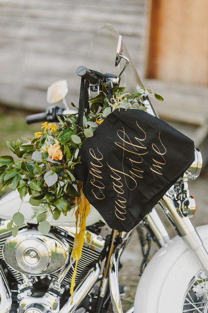 Edgy fall elopement inspiration