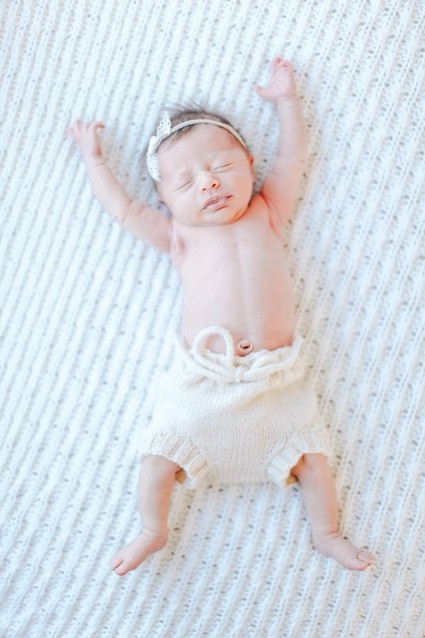 feminine newborn photos