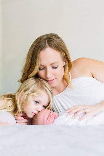 natural light newborn photos