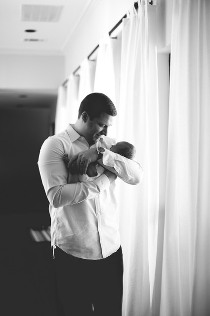 elegant newborn photos