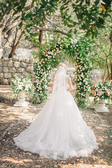 Intimate European garden wedding