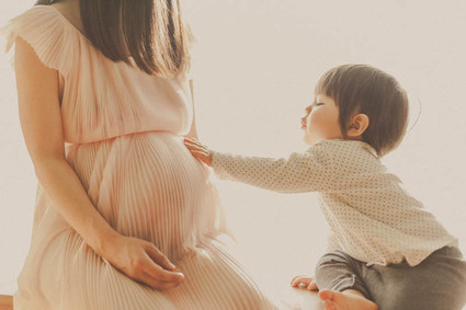 mother son vintage style maternity photos