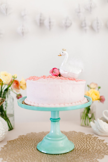 Spring swan party birthday