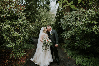 Old Hollywood inspired wedding