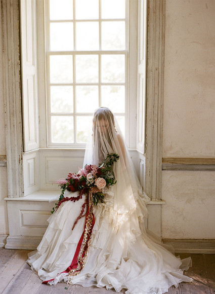 Romantic vintage wedding inspiration Inspiration