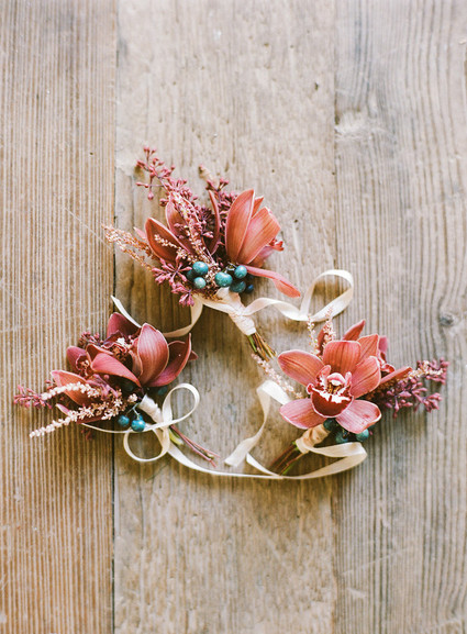 Elegant boutonnieres