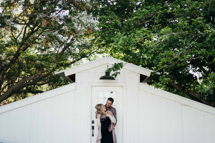 Farm maternity photos
