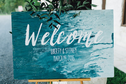 Welcome sign