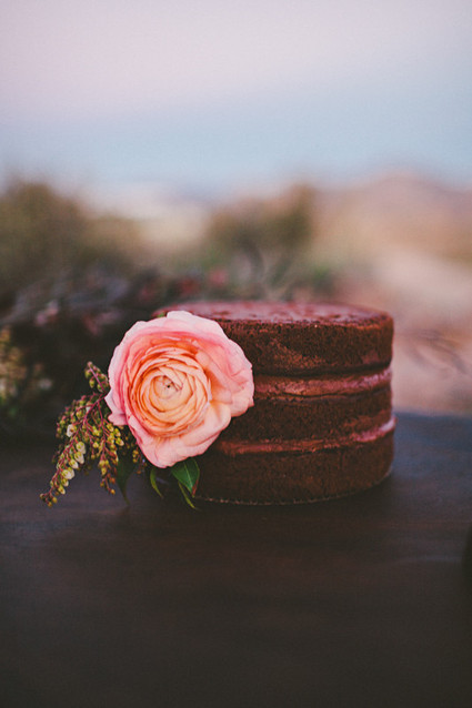 Naked wedding cake