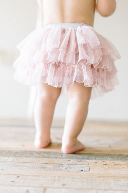 baby girl 1st birthday cake smash