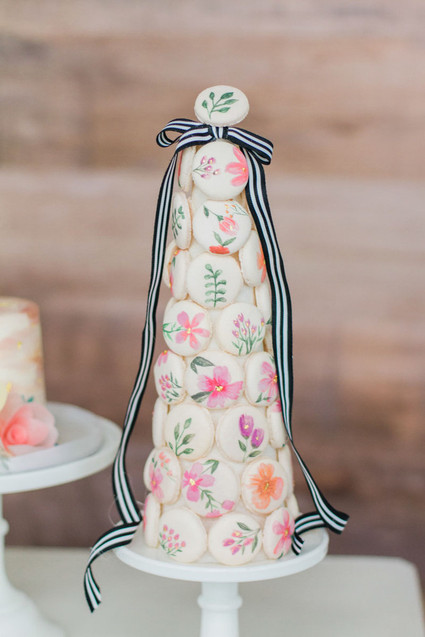 macaron cake