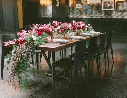 Floral table garland