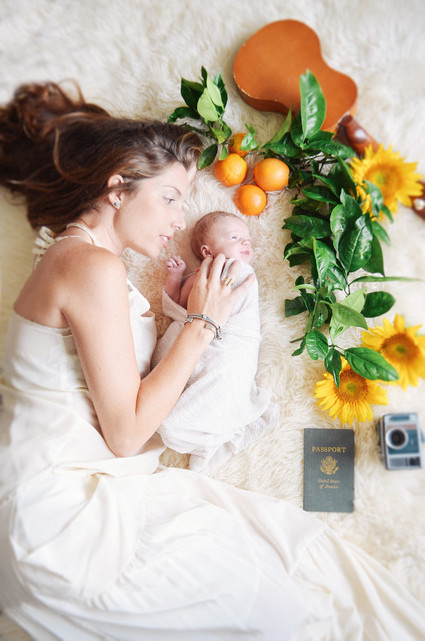 Summery newborn photos Inspiration
