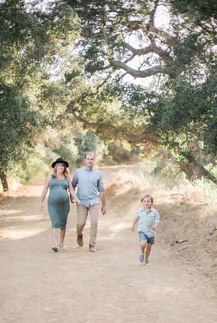 Sunset maternity + family session in Topanga