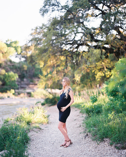 Bull Creek maternity photos near Austin TX