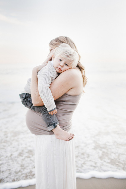 Beach maternity photos