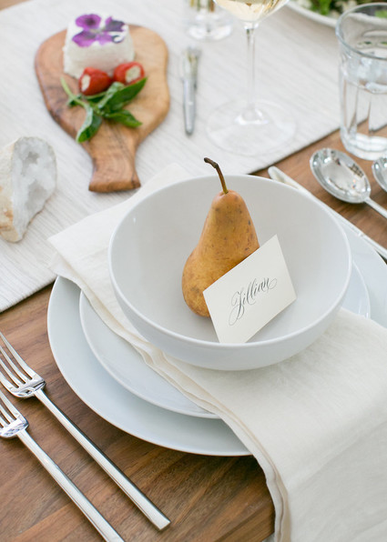 pear place setting