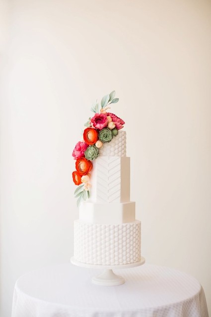 Modern wedding cake