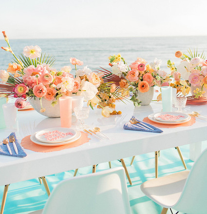 Tropical tablescape