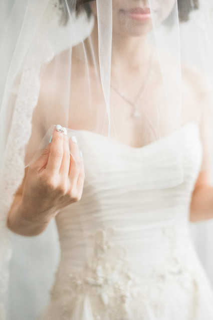 veil bridal portrait