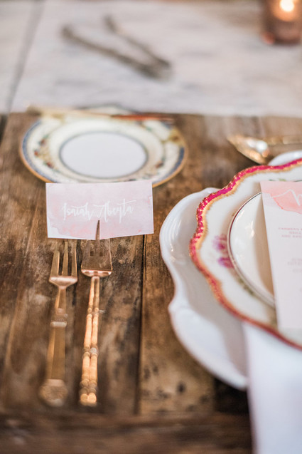 vintage reception decor