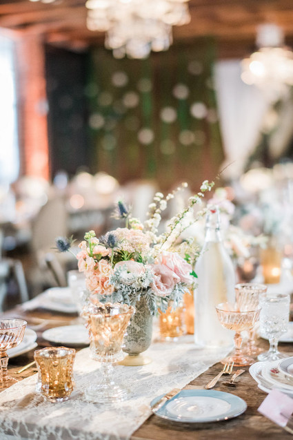 vintage reception decor