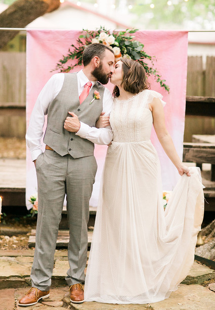 how to throw an intimate backyard wedding