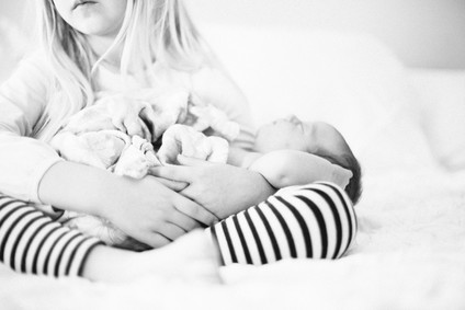 Natural light family newborn photos