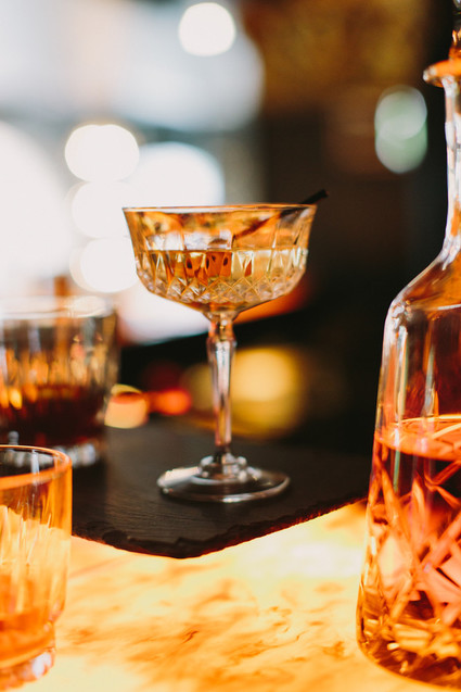 black and gold fall wedding ideas