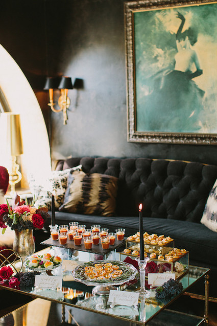 black and gold fall wedding ideas