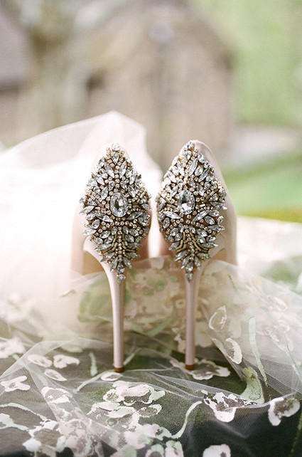 Rhinestone wedding shoes Inspiration