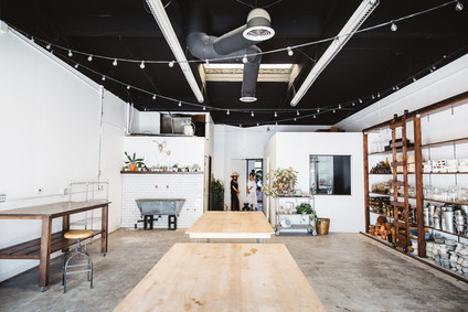 romantik floral studio tour