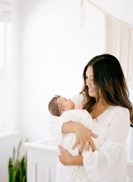 baby girl newborn photos