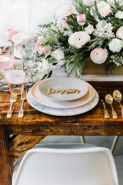 pink tablescape