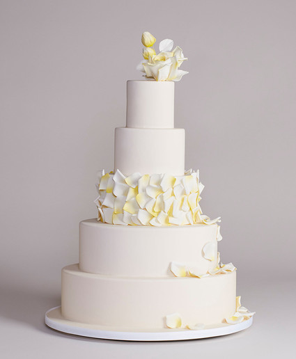 Modern wedding cake