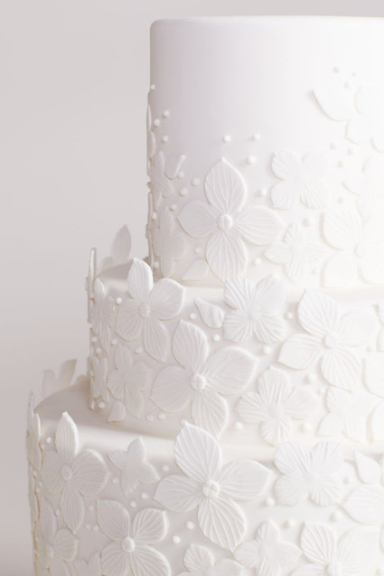 Modern wedding cake