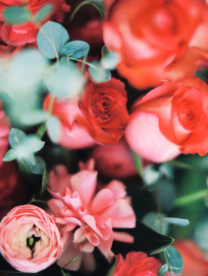 Red bridal bouquet