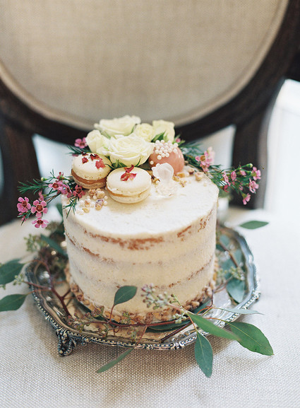 semi naked cake