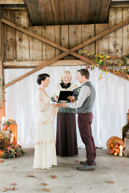 Fall wedding ceremony