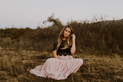 Rustic fall maternity photos