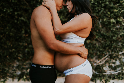 bare maternity photos