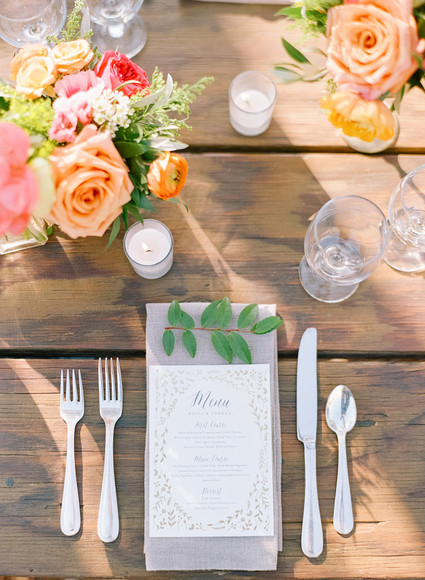 Bright summer wedding decor