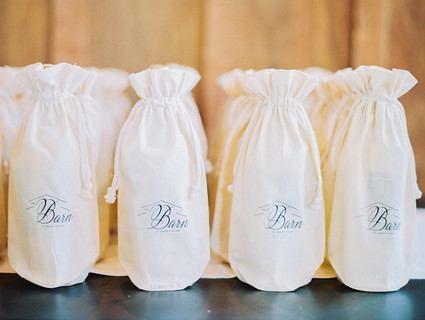 Wine wedding favors