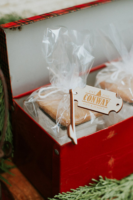 Roasted marshmallow favors