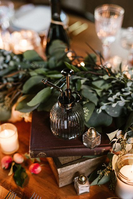 Rustic wedding decor