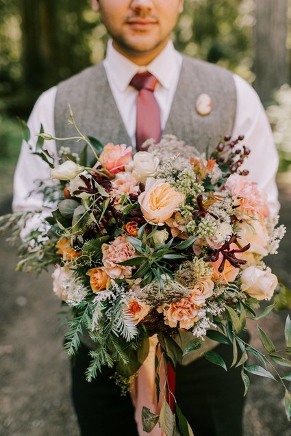 Summer bridal bouquet