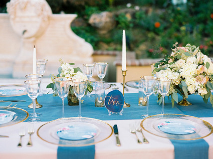 Blue and pink wedding decor
